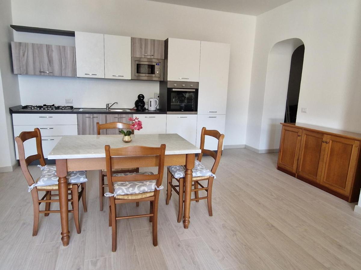 Borgocastello Appartement Rezzonico Buitenkant foto