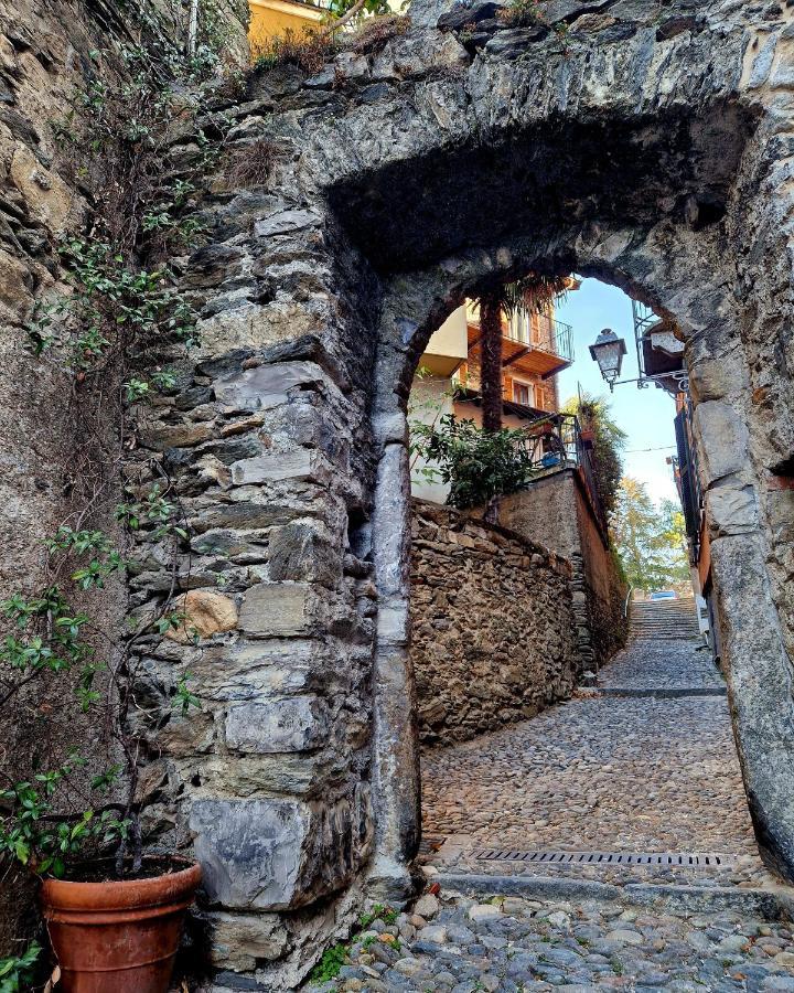 Borgocastello Appartement Rezzonico Buitenkant foto